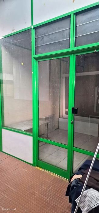 Loja Comercial Ou Box Com 17 M2