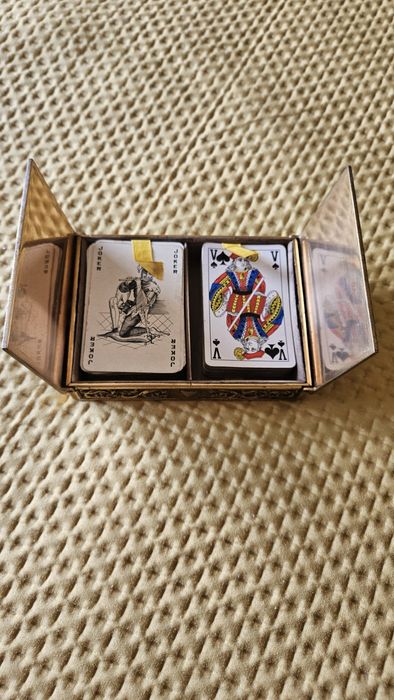 Caixa guarda cartas em bronze antigo