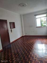 Apartamento T1 no centro de Tomar