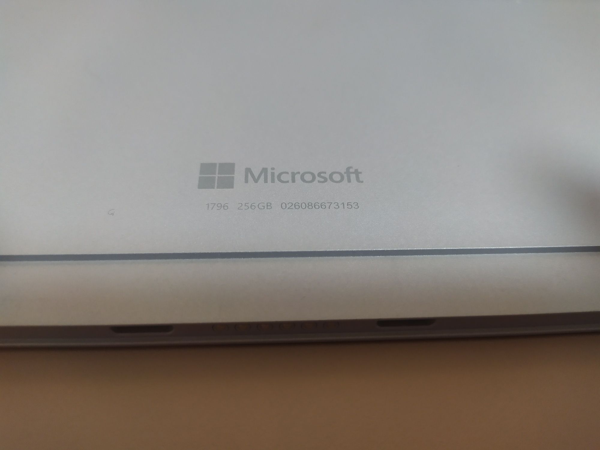 Microsoft Surface pro 5 i5 256gb