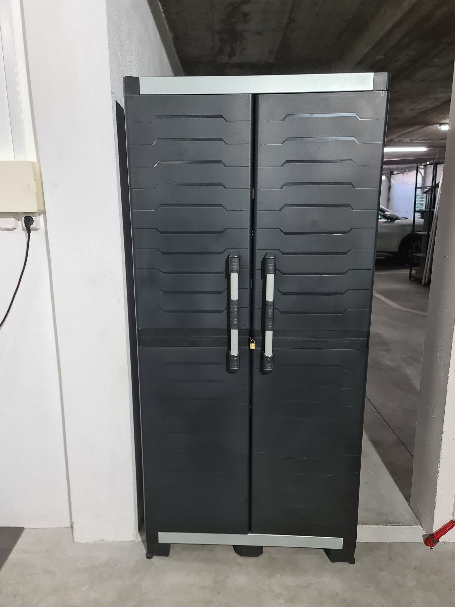 Armário de garagem