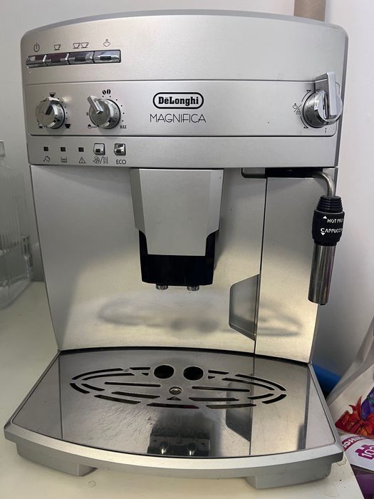 Кавомашина Delonghi Magnifica
