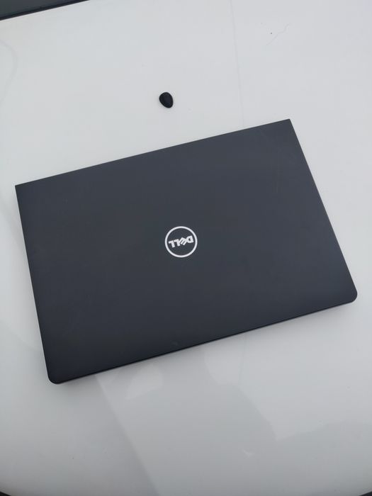 DELL VOSTRO 15 • 15.6" FHD • Intel Core i5-7200U • 8 / 256 •  SSD