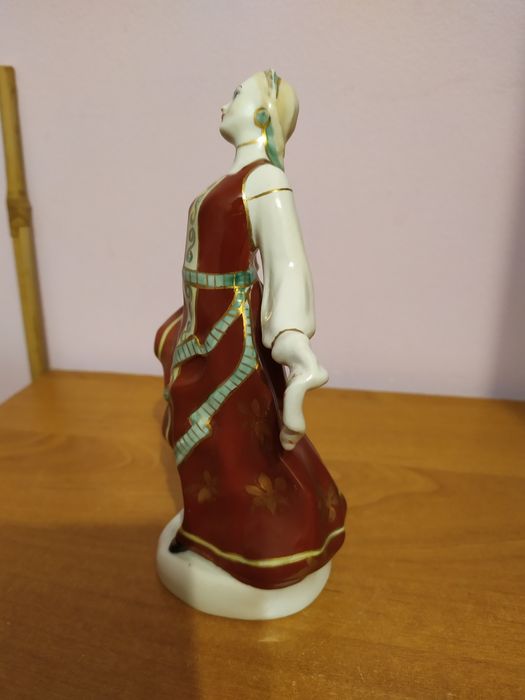 Статуэтка Плясунья