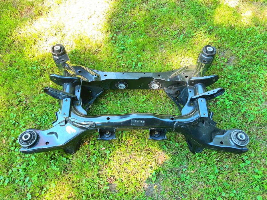 Підрамник Балка задня Jaguar xf xe