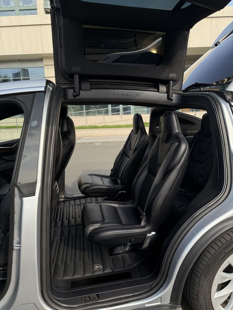 Продам Tesla X 100