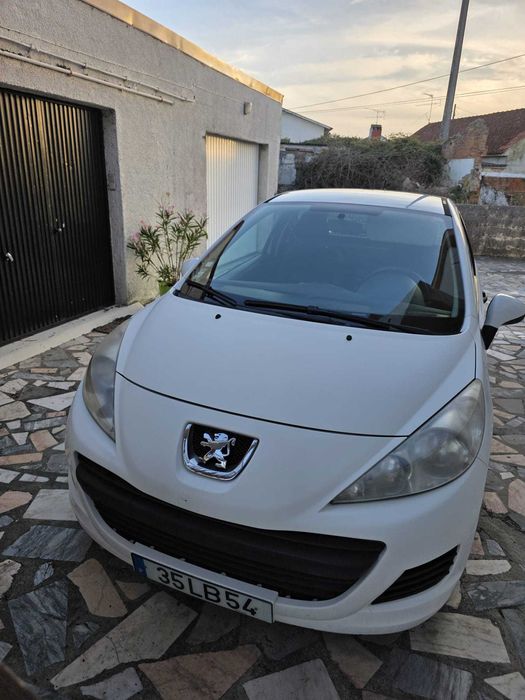 Peugeot 207 Comercial 1.4 HDi (2010)