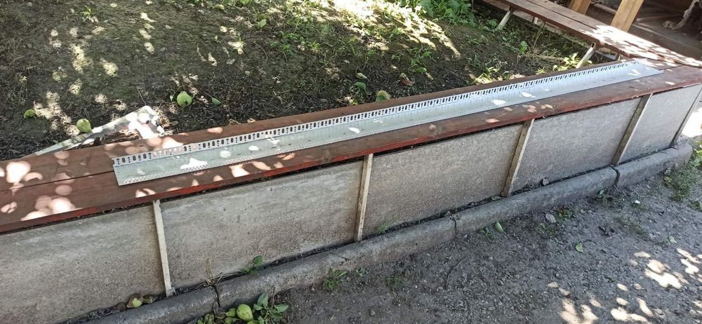 Цокольный профиль для утепления