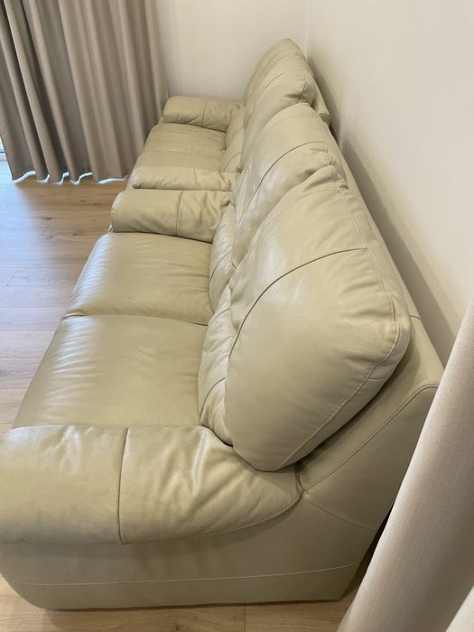 Продам 2 дивана привезені з німедчини