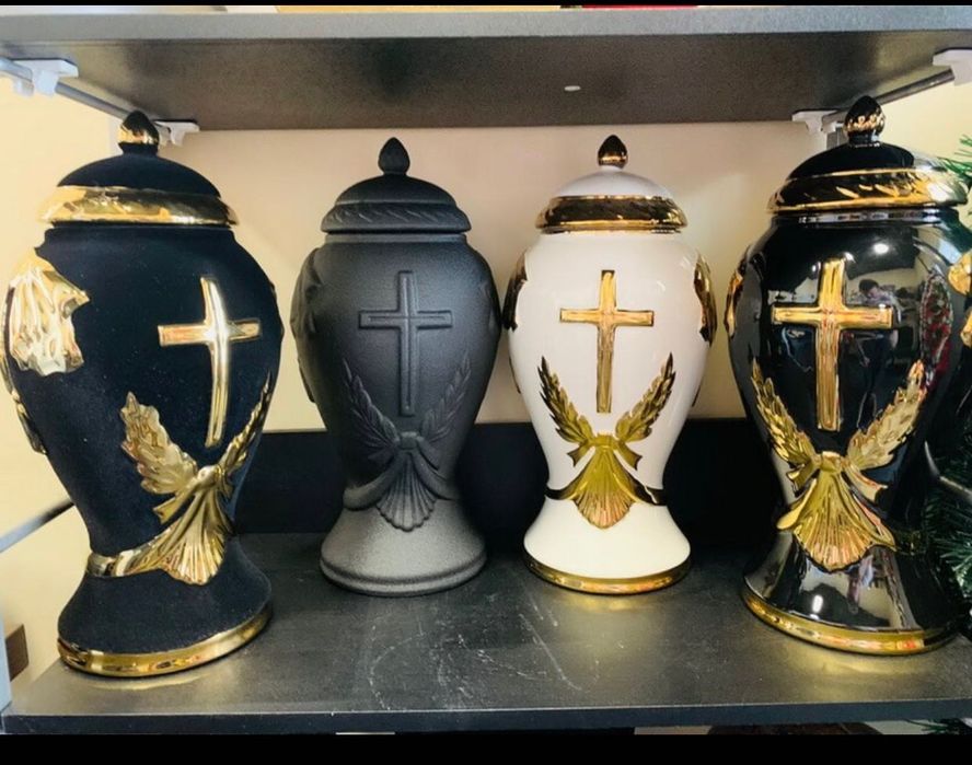 Ритуальні послуги, перевезення померлих. Кремація.