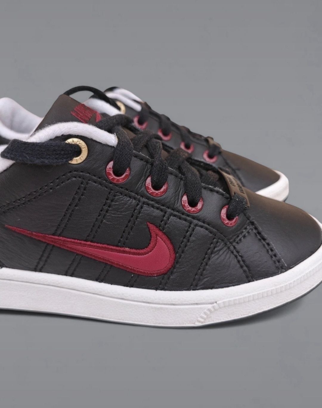 Nike Court Tradition rozm.36,5