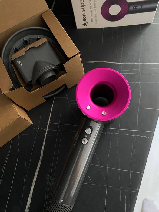 Фен Dyson supersonic hd07