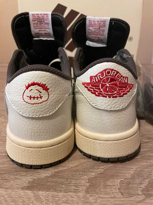 Jordan 1 Retro Low OG SP Travis Scott Reverse Mocha R.41