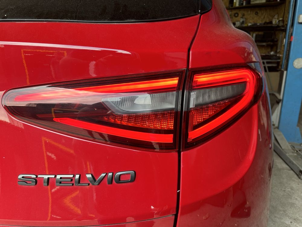 Задні фонарі (фари) комплект Alfa Romeo Stelvio Ti