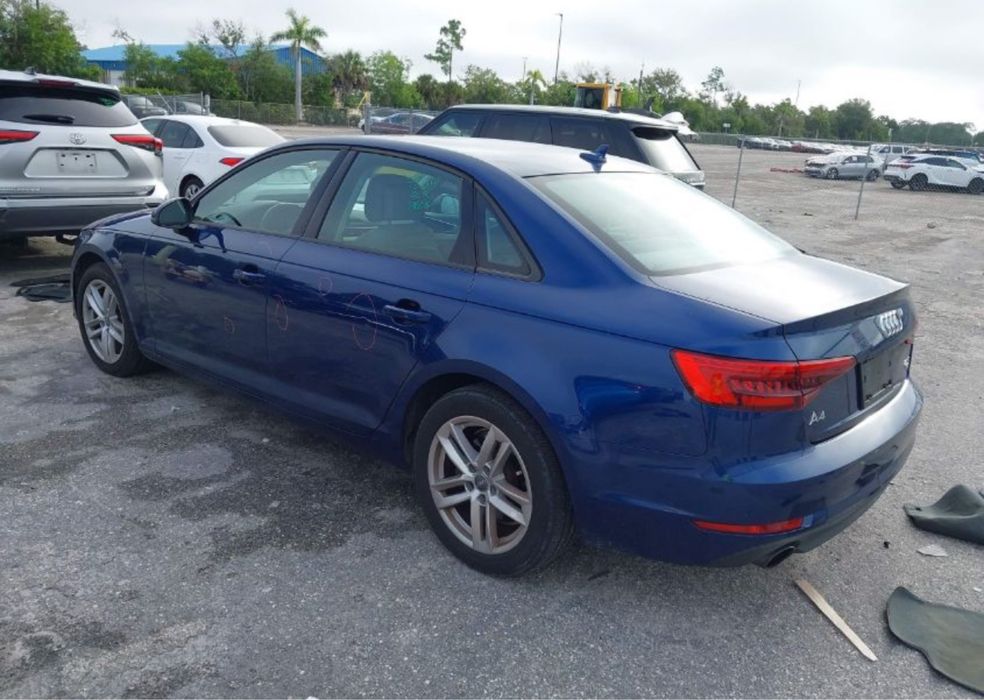 Audi A4 B9 Ultra Premium 2.0T