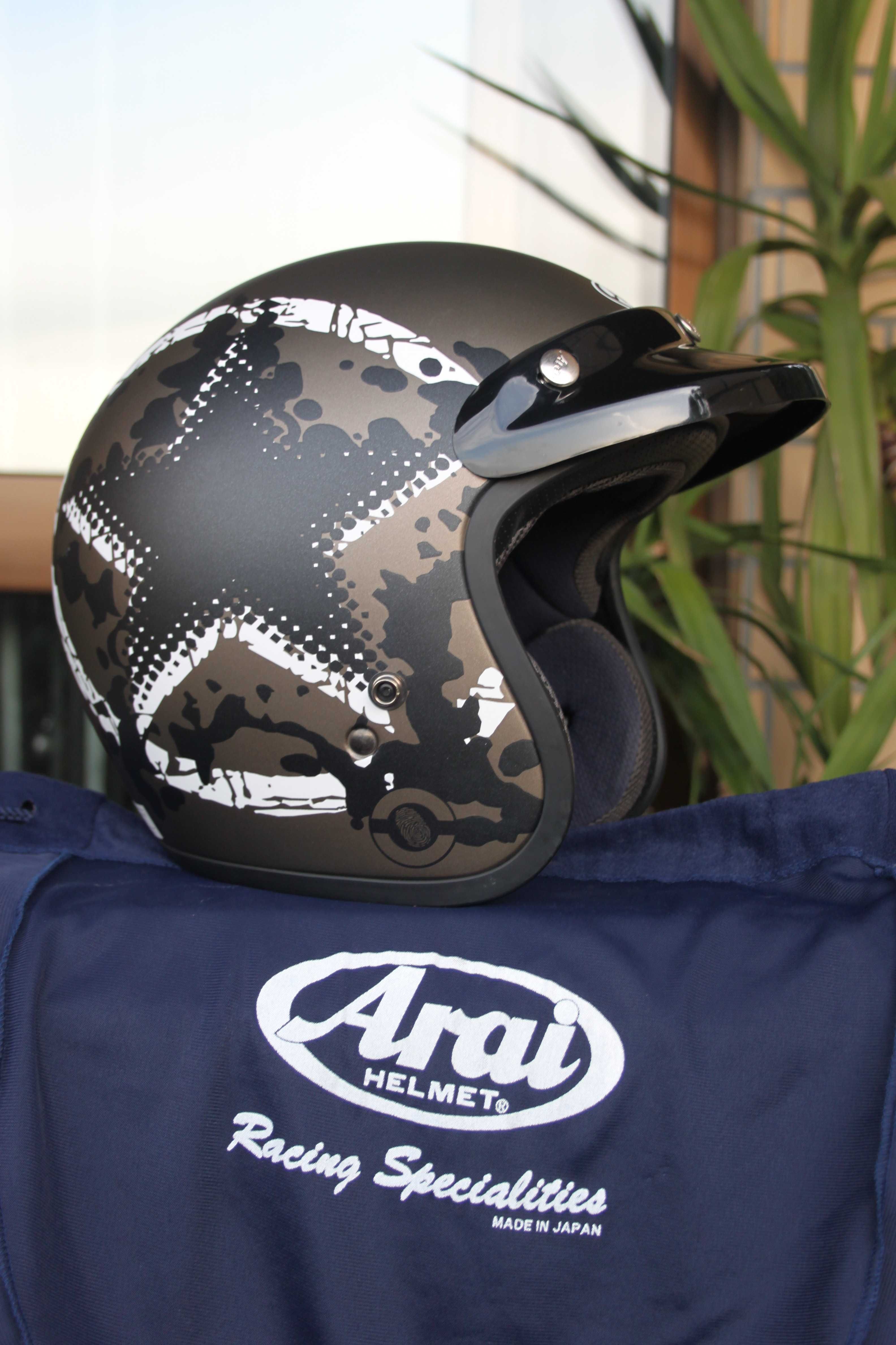 Capacete Arai Freeway e Bolhas Biltwell