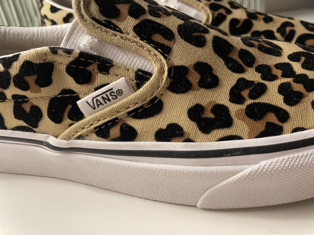 Vans classic slip on panterka rozmiar 38