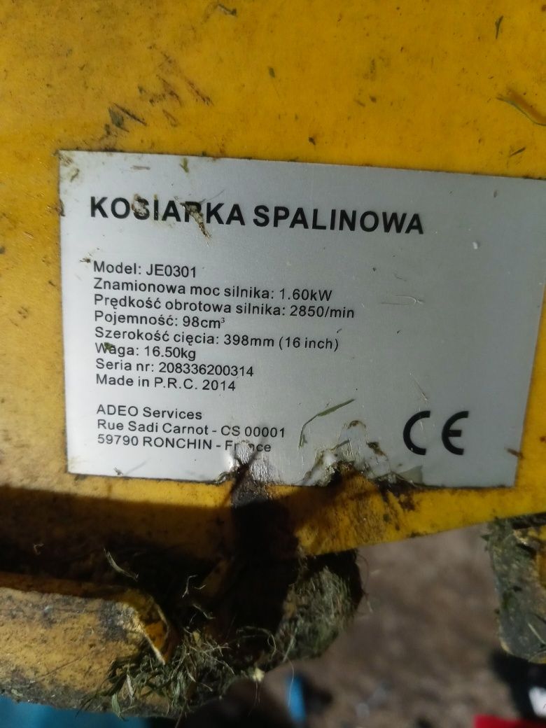 Silnik kosiarki spalinowej sprawny