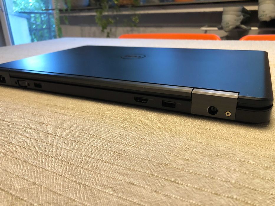 Laptop Dell Latitude E5550 i5/8GB RAM/265GB SSD/Win 10 Home