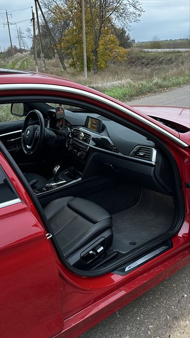 BMW 330i xdrive f30 2016