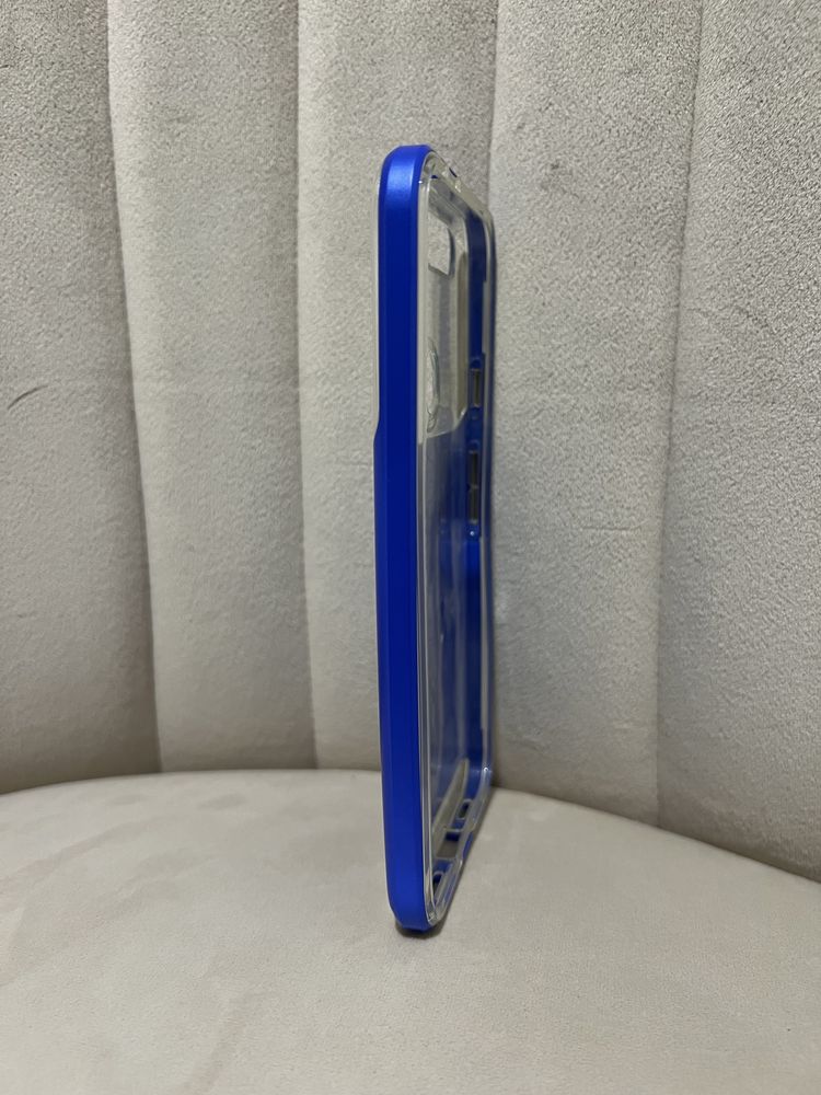 Nowe etui Spigen Neo Hybrid Crystal do Google Pixel XL