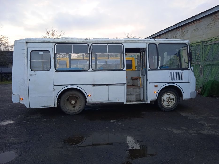 Автобус ,ПАЗ БЕЗ МОТОРА СТОЯВ МОТОР МАН 4.6  D0824 турбо з інтеркулеро