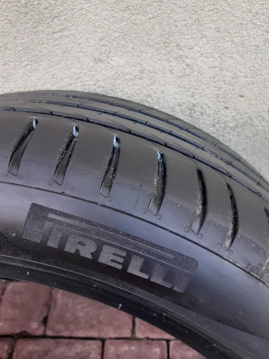 Sprzedam opony letnie PIRELLI 225/45/17