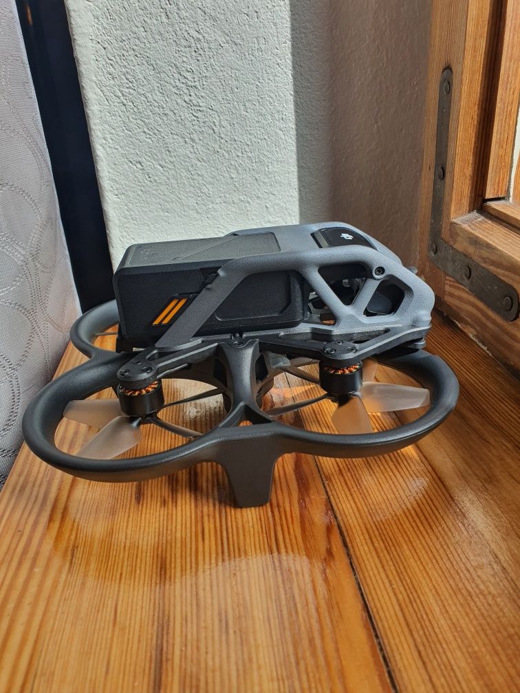 Dron DJI Avata 1  Explorer Combo Remote Controller 2