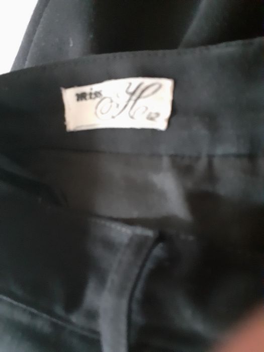 Czarna spódnica ołówkowa rozm. 42