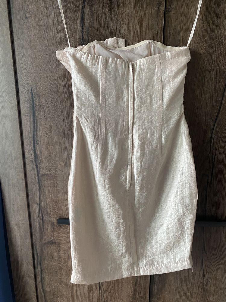 zlota sukienka h&m na wesele z zakladkami drapowana mini gorsetowa