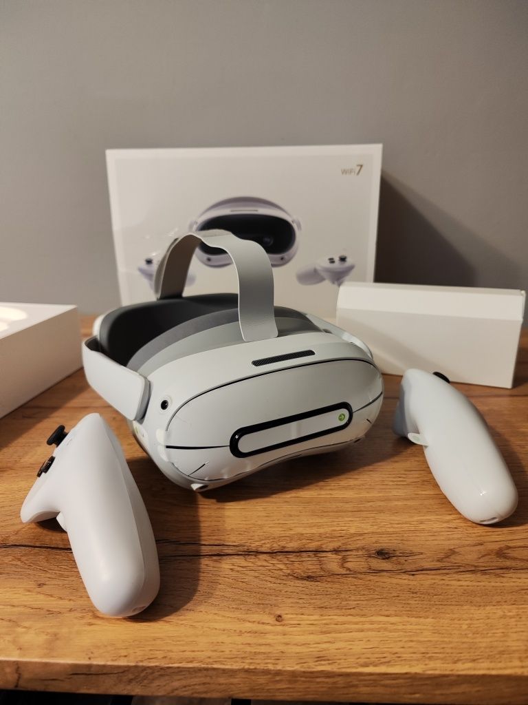 Nowe gogle VR Pico 4 Ultra ( 12/256Gb ) * Lepsze od MetaQuest *