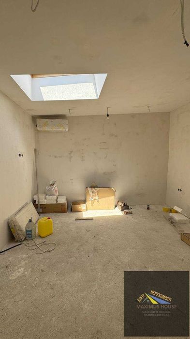 Частина будинку в парковій зоні