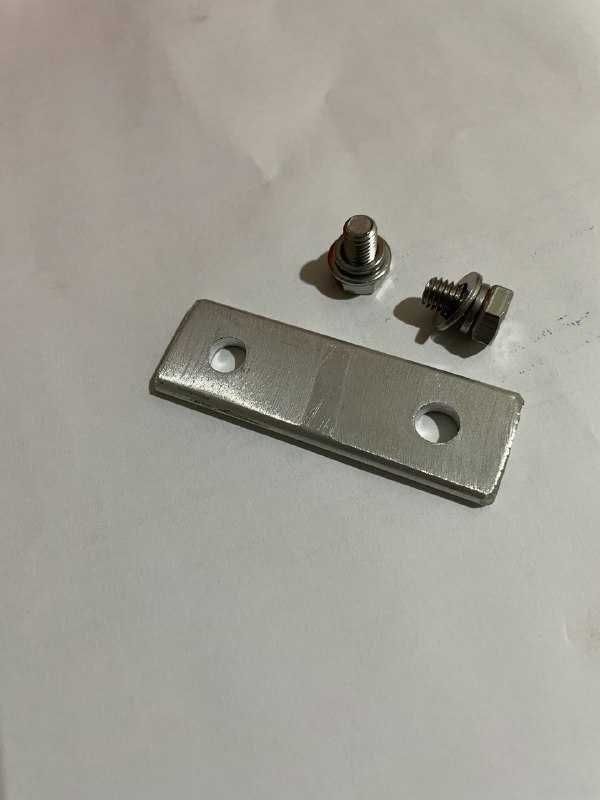 Акумулятор LiFePO4 EVE 105Ah 3.2V з різьбою 6М, з перемичкою і болтами