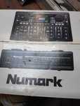 Numark HDMIX konsoleta mikserska z dyskiem tw 80 GB
