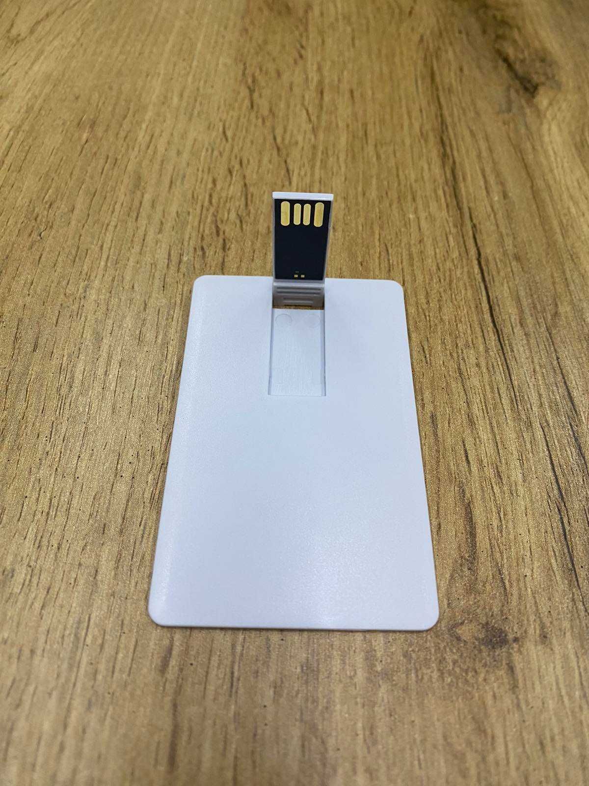 100 USB-флешок у вигляді кредитної картки на 4Gb під друк