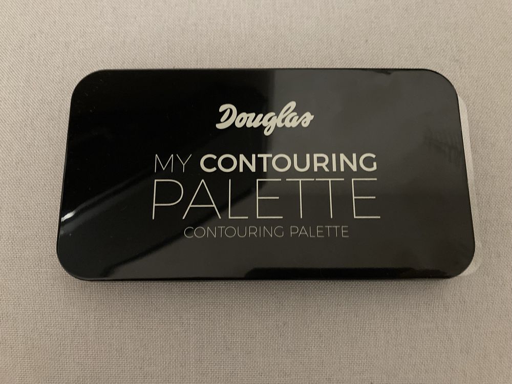 Douglas Paletka Cieni