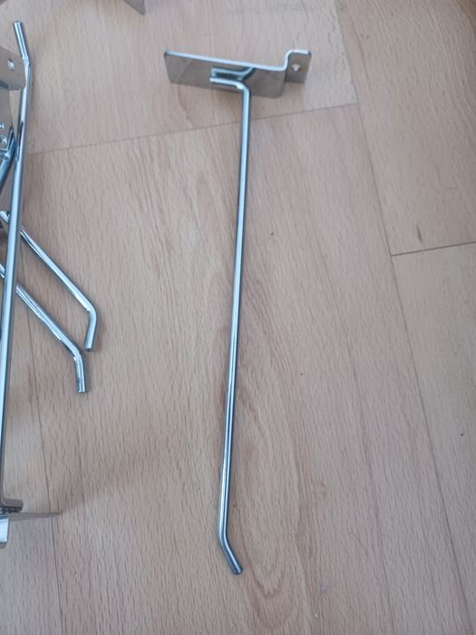 30 ganchos novos para loja