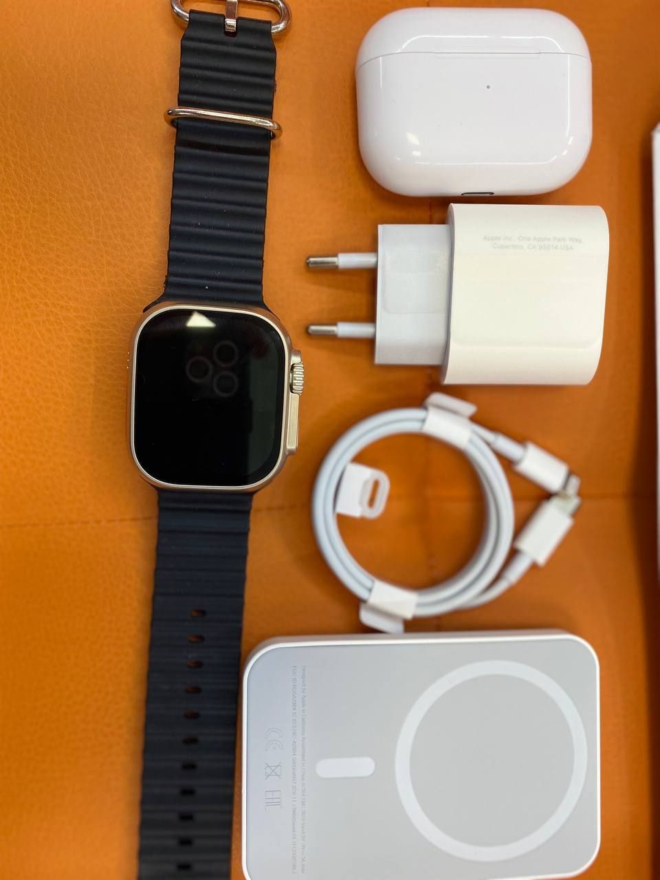 Подарунковий набір 5 в 1 Apple Watch/AirPods Pro/Power bankMagSafe