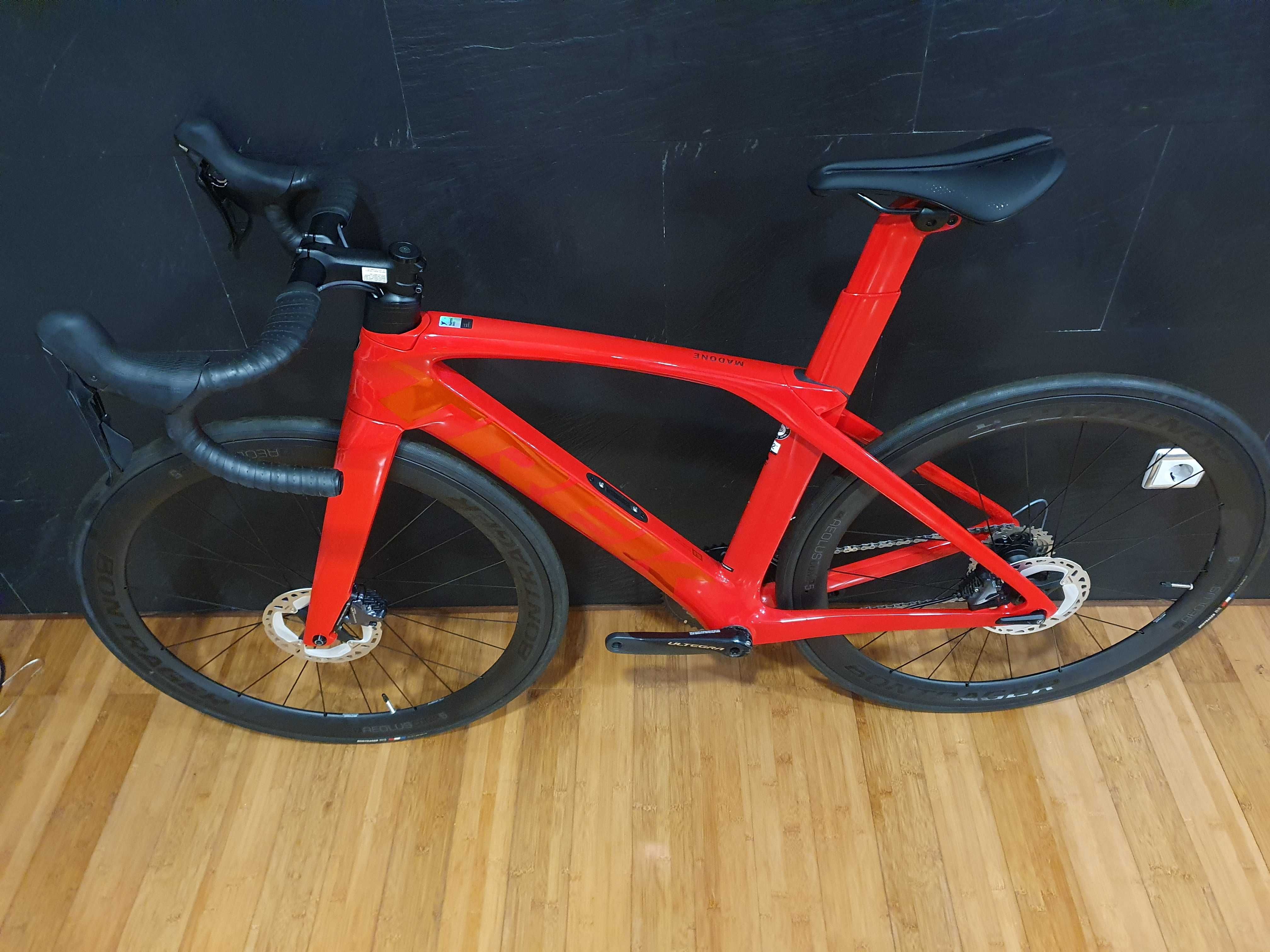 Trek Madone SL 6 Disco 52 (0 kms - NOVA)