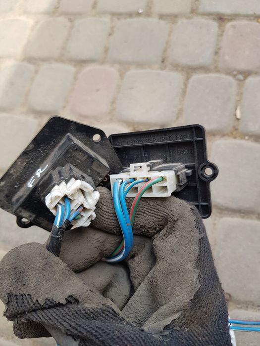 Блочок Склопідйомників Кнопки Гітара Запчасти Мазда 626ГЕ