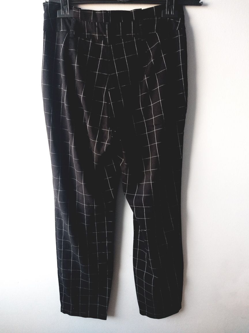 Spodnie "marchewka" Tally Weijl 38 M