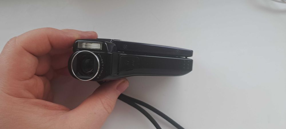 Цифровая видеокамера Sanyo Xacti VPC-CG6 bl Digital