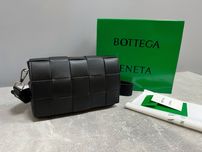 Bottega Veneta Cassette сумка чорна шкіряна чоловіча мужская