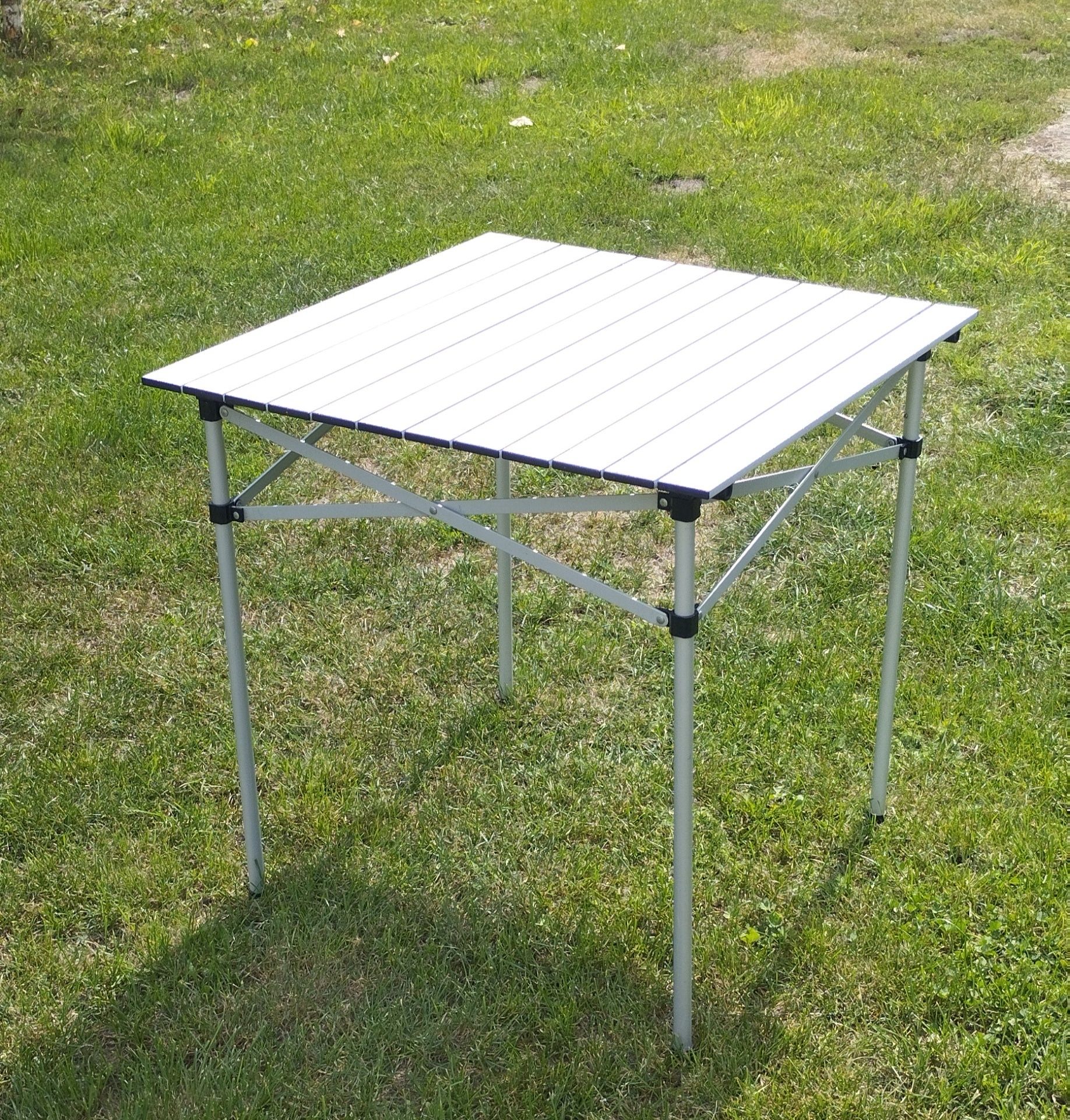 Aluminiowy stolik składany 70x70x70