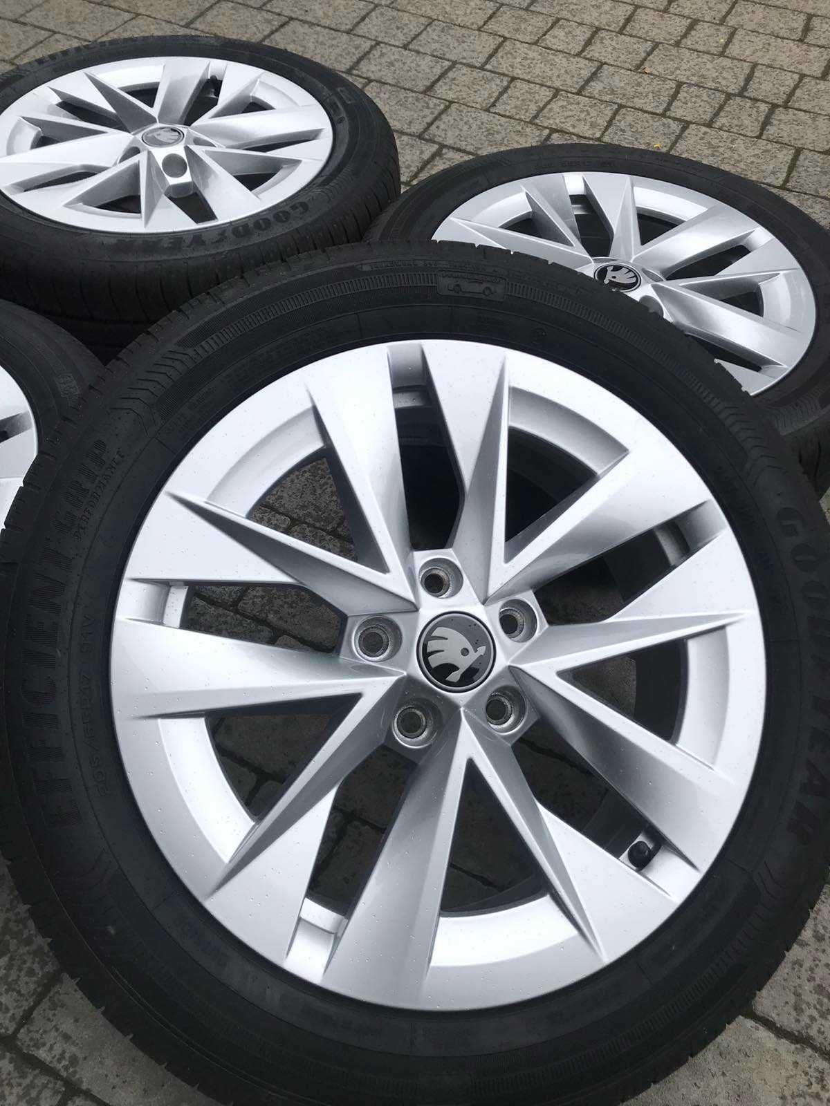 Диски в оригіналі 5х112 R17 Skoda