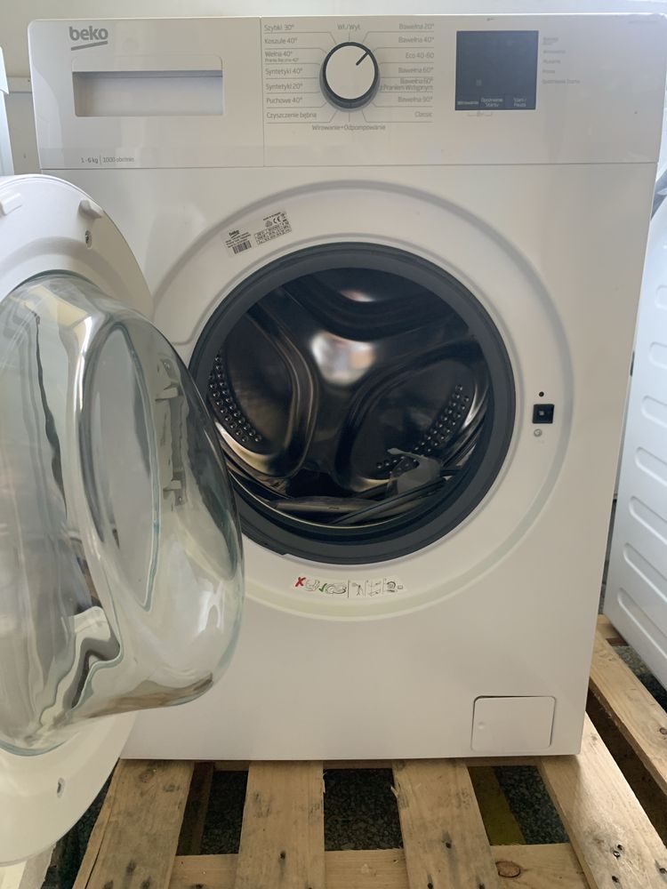 Pralka Beko AWUE6511BWW3