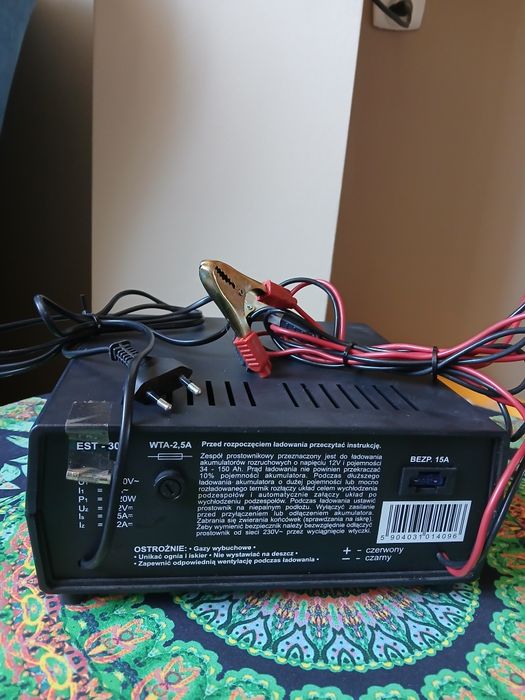 Prostownik STEF-POL EST-305 do ładowania akumulatorów