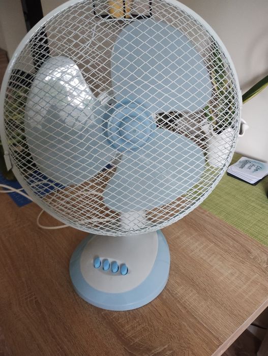 Wentylator, wiatrak stołowy MPM wysokość 45 cm