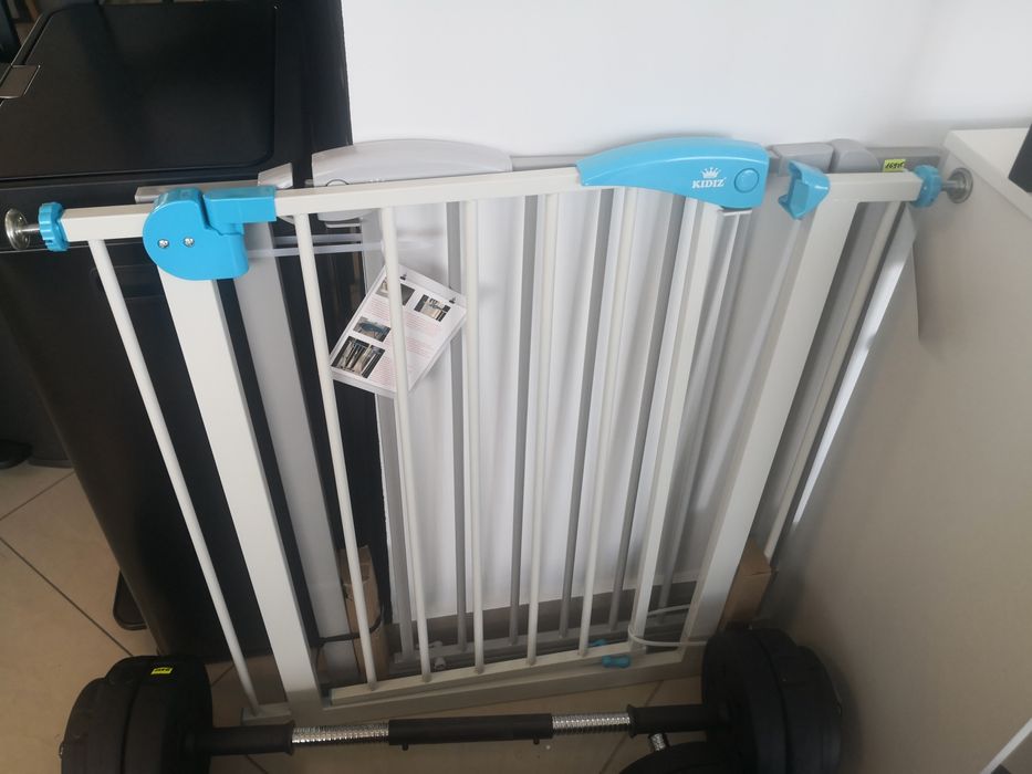 Bramka zabezpieczająca ochronna metalowa rozporowa solidna