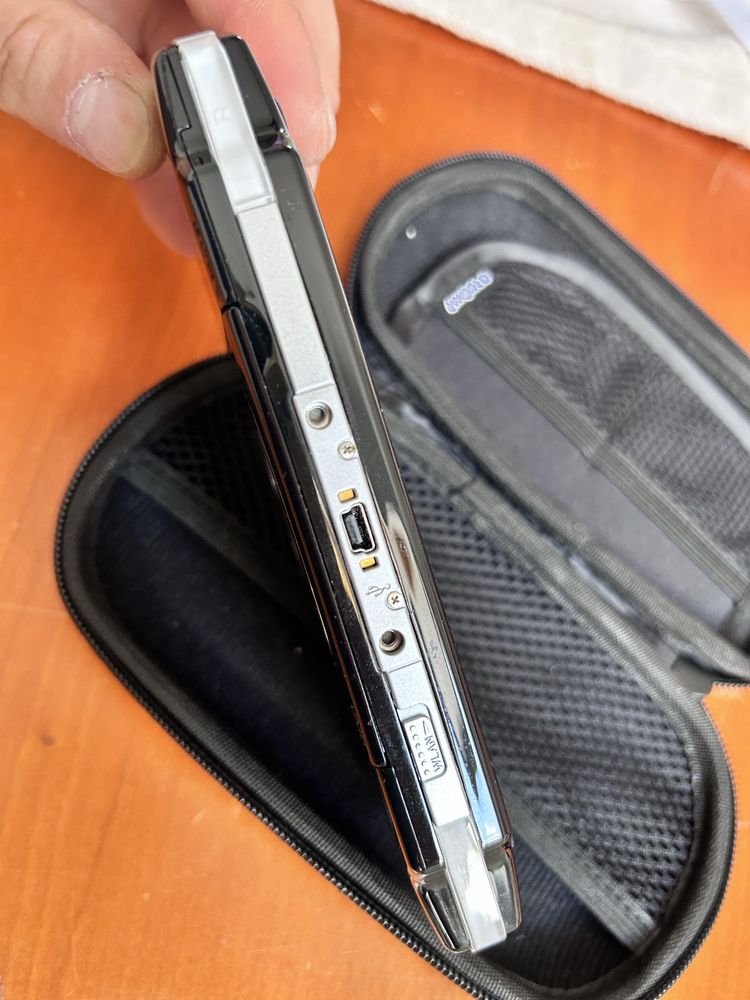 PSP w dobry stanie ( dwie baterie )